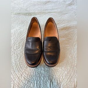 Women’s Naturalizer Black Loafers size 9